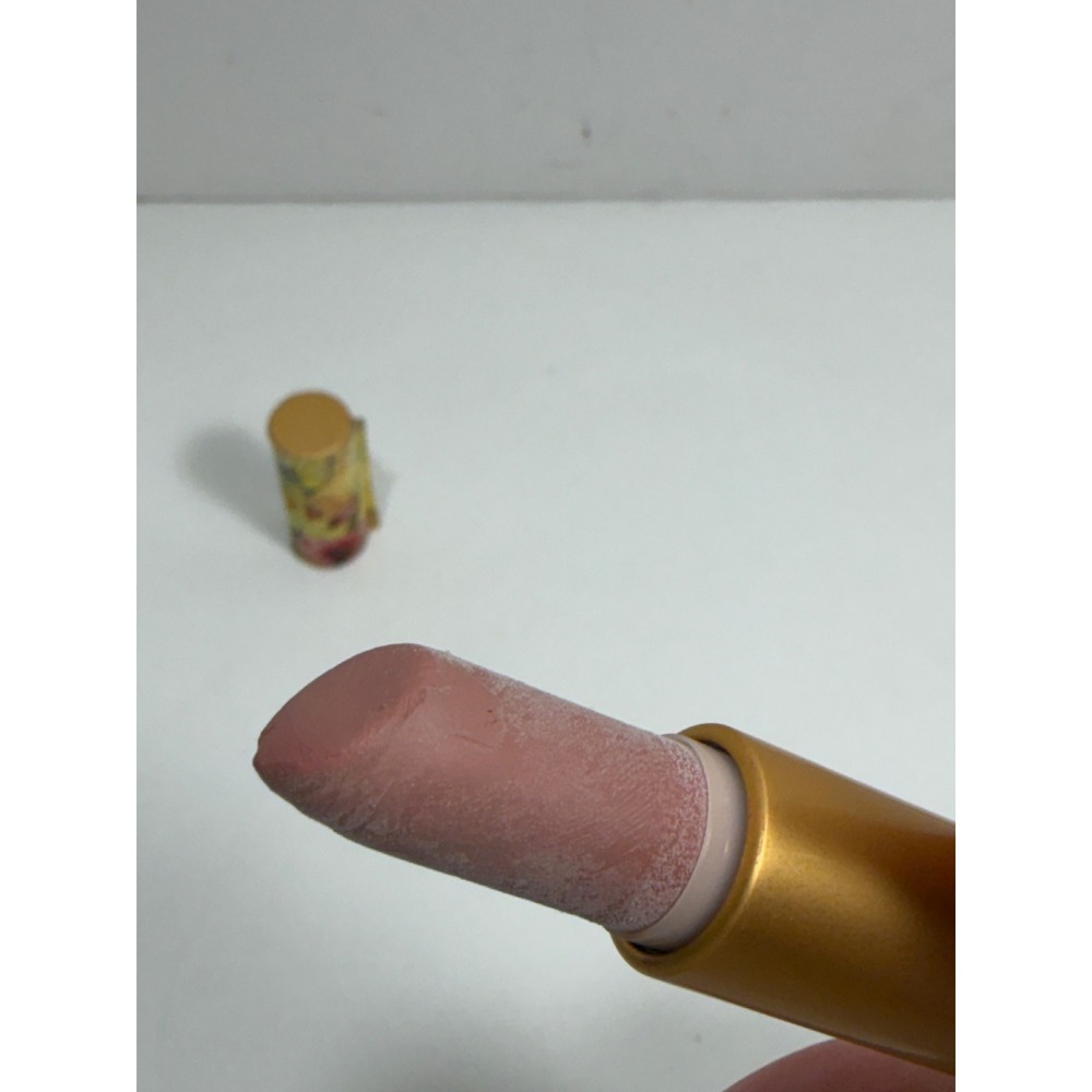 MAC Guo Pei Lustre Lipstick Zenith Nude Pink Limited Edition Floral Gold‎ Tube - Picture 7 of 7